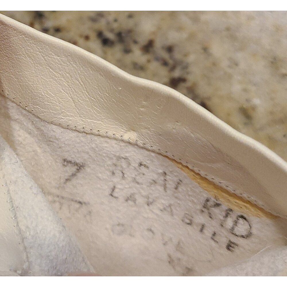 Vintage Women Size M 7 Off-White Soft Kid Leather Formal 8" Gloves Pearly Button - Picture 11 of 14